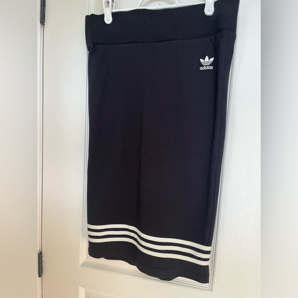 Adidas pencil skirt-midi length-elastic waistband-back slit, high waisted - Picture 11 of 13